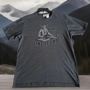 Utility Disc Jockey Scratch It Like It's Hot Mens Gray T-Shirt Size M Turntable